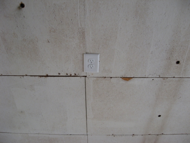 Ceiling Receptacle