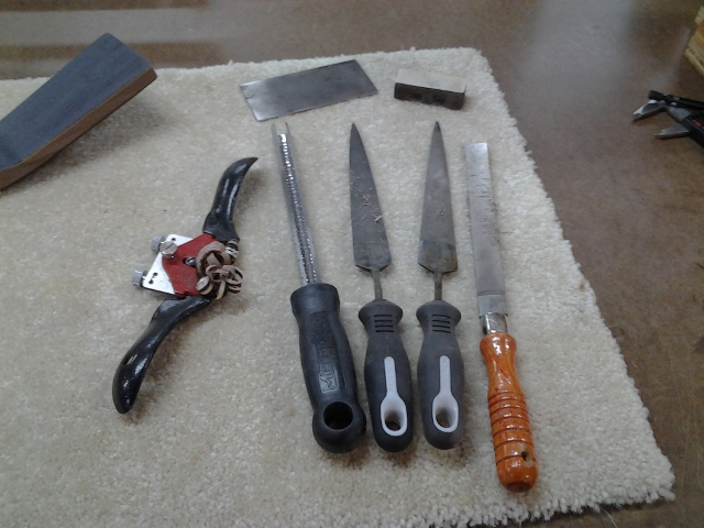 23 Carving Tools.jpg